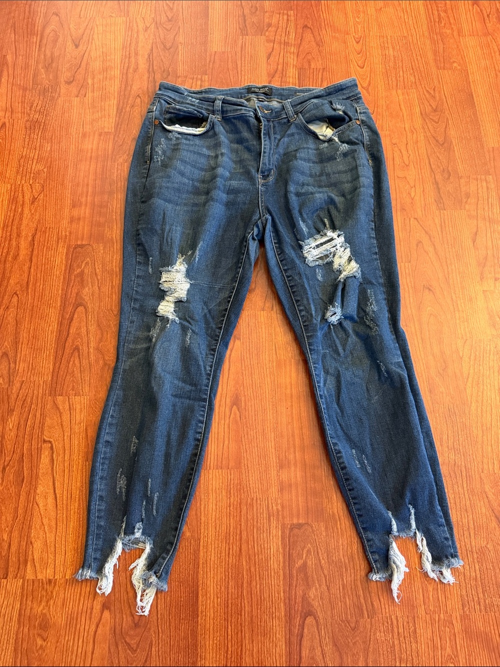 Judy Blue Dark Blue Distressed Skinny Jeans size 18W